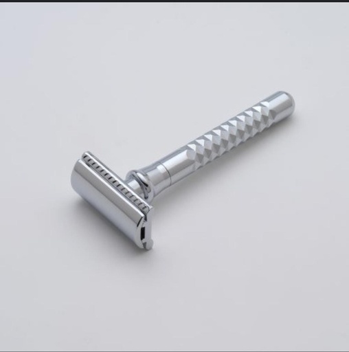 [OM-50] RAZOR  BOX 8188 - OM-50 موس الحلاقة